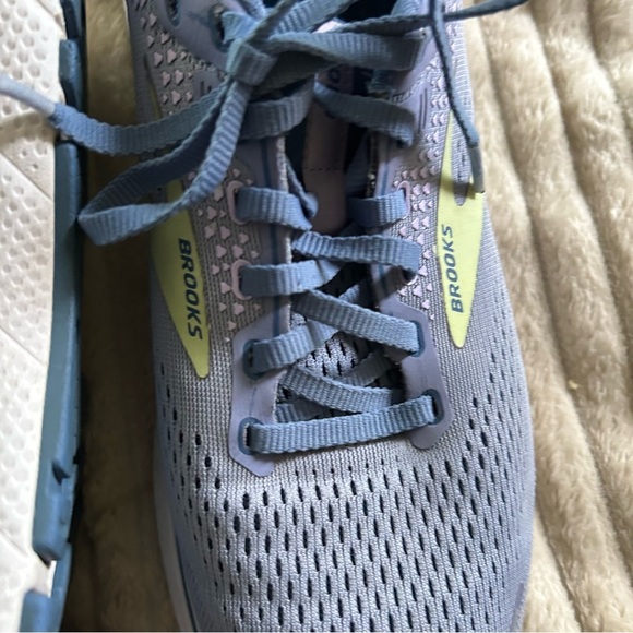Brooks Ghost 14 Running Shoes Sneakers  Womens size 9 medium - Picture 2 of 15